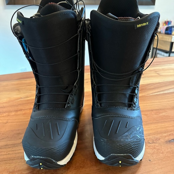 Burton Driver X snowboard boots. Like new, worn once. Did not fit. - Picture 4 of 4
